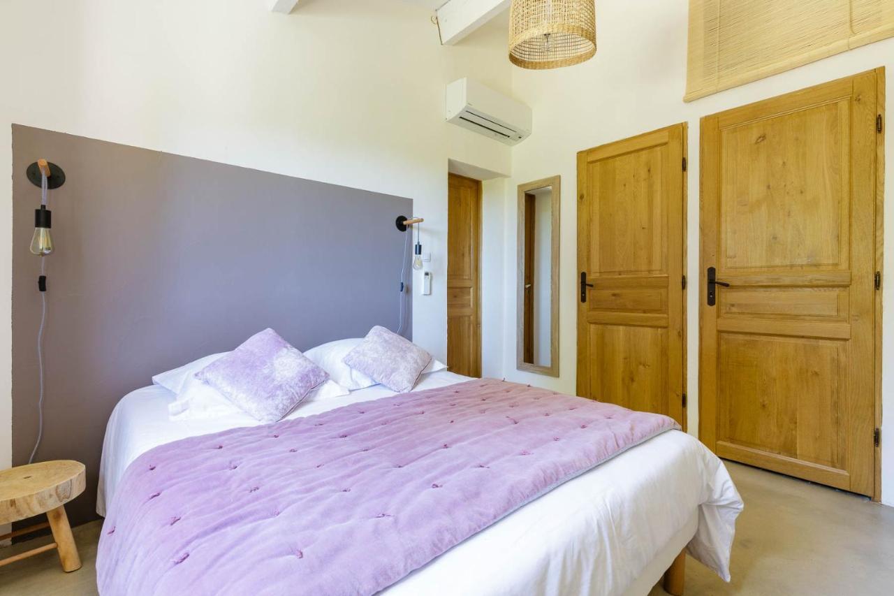 Lodges Park Castellet Provence: Vineyard Gites Near Beaches and F1 Circuit Le Beausset Exterior photo